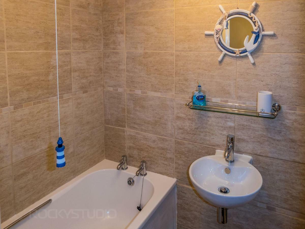 شقة Looe Self Catering المظهر الخارجي الصورة